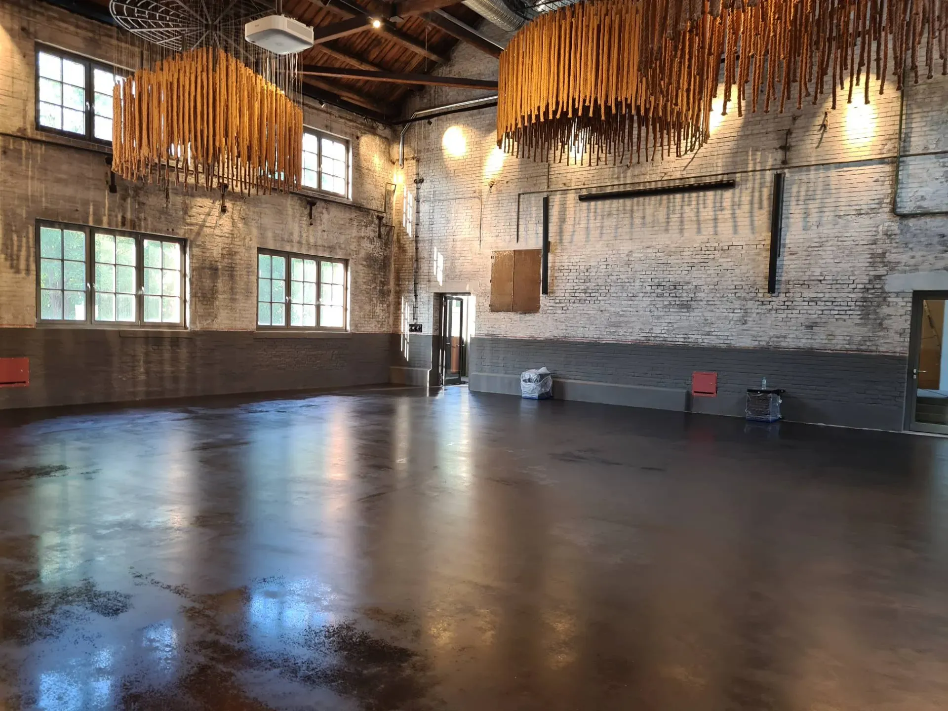 Eventhalle_poliert_und_impragniert__2