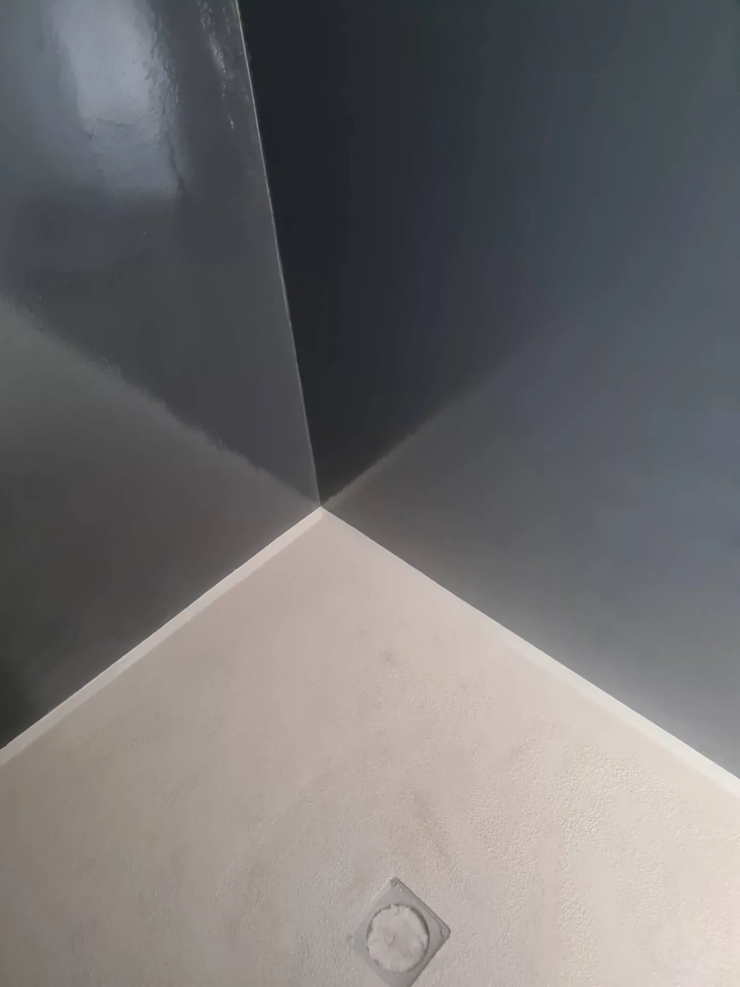 Badezimmer_Wand_beschichtet3