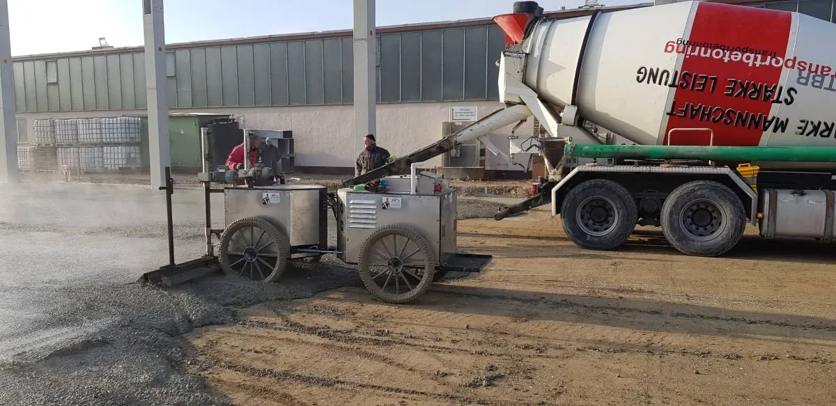 Bild von LaserStraight2.0. <a href="index.php?option=com_tags&view=tag&id[0]=14:laserstraight">Laserstraight</a>, <a href="index.php?option=com_tags&view=tag&id[0]=15:betonieren">Betonieren</a>, <a href="index.php?option=com_tags&view=tag&id[0]=16:bodenfertiger">Bodenfertiger</a>, <a href="index.php?option=com_tags&view=tag&id[0]=17:eigenentwicklung">Eigenentwicklung</a>