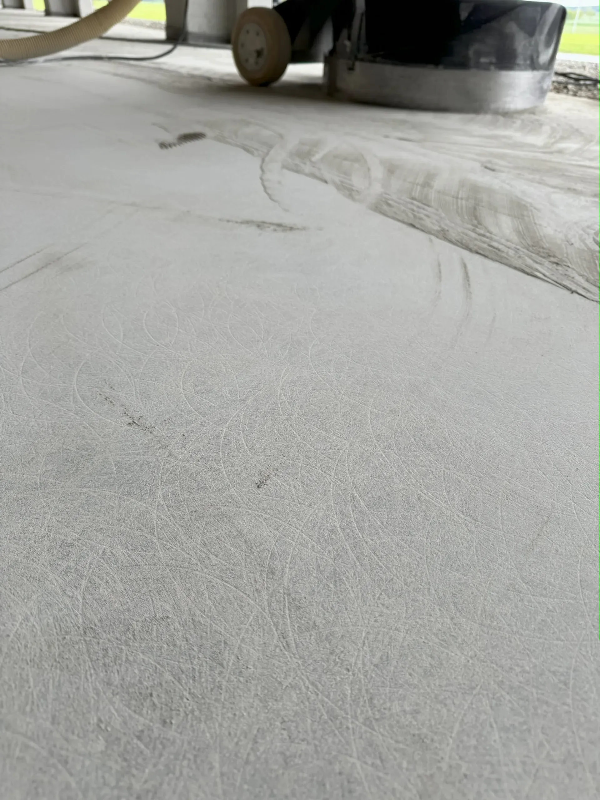 Maschinenhalle_Regenflaeche_abschleifen_3