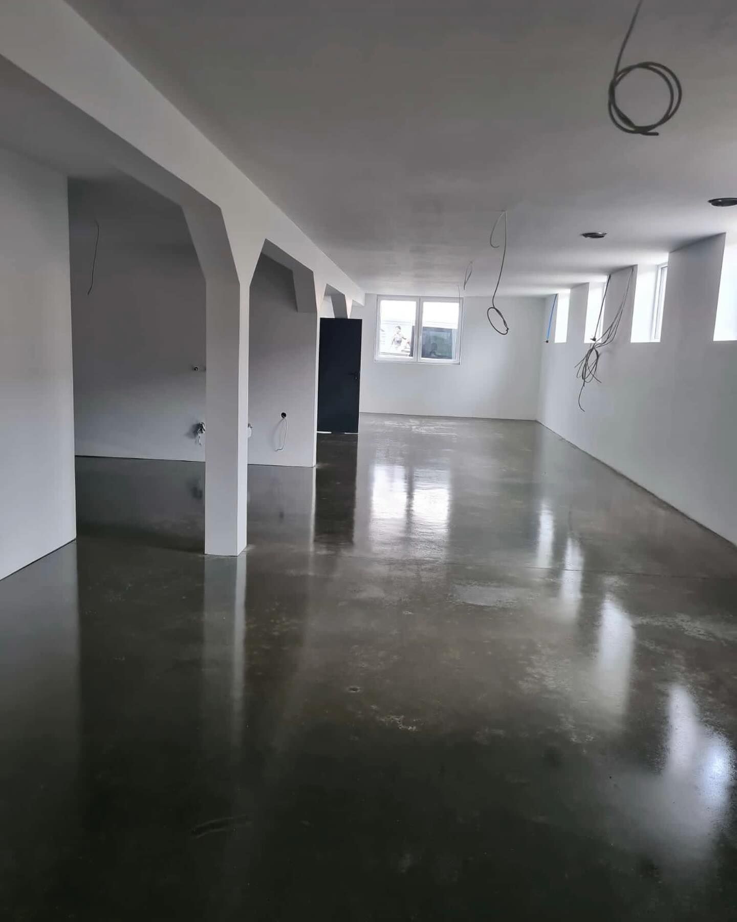 Produktion trifft Präzision

Für die neuen Produktionsräume von @biolandhofkelly durften wir einen…