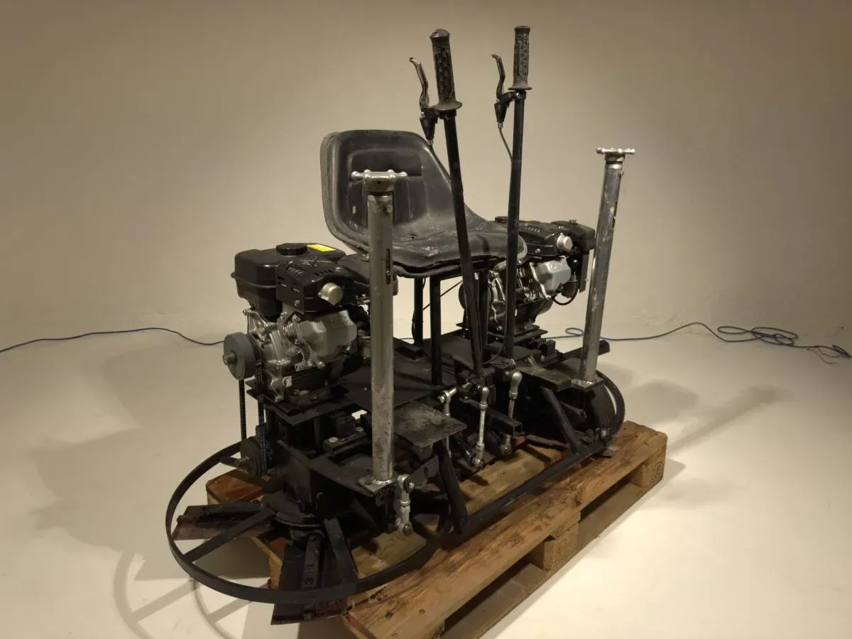 Aufsitz-Glättmaschine (nur 70 cm breit)