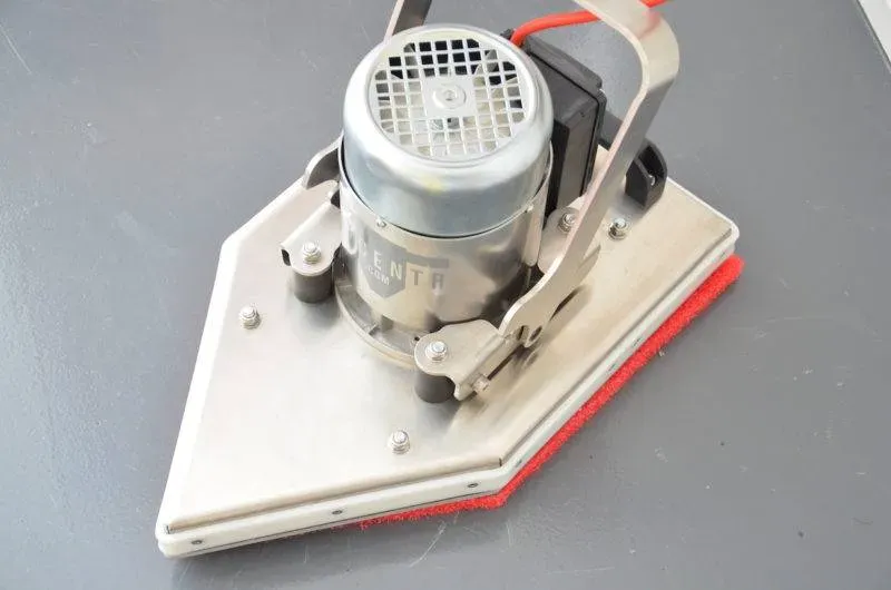 Bild von Excentr 30-50. <a href="index.php?option=com_tags&view=tag&id[0]=8:excentr">Excentr</a>, <a href="index.php?option=com_tags&view=tag&id[0]=9:scheuersaugmaschine">Scheuersaugmaschine</a>, <a href="index.php?option=com_tags&view=tag&id[0]=10:putzmaschine">Putzmaschine</a>, <a href="index.php?option=com_tags&view=tag&id[0]=11:putzautomat">Putzautomat</a>