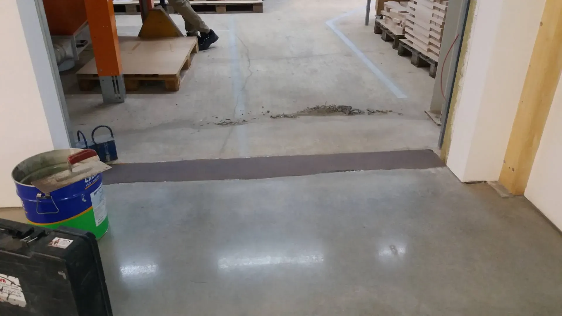 02_Ubergang_mit_Harzmoertel