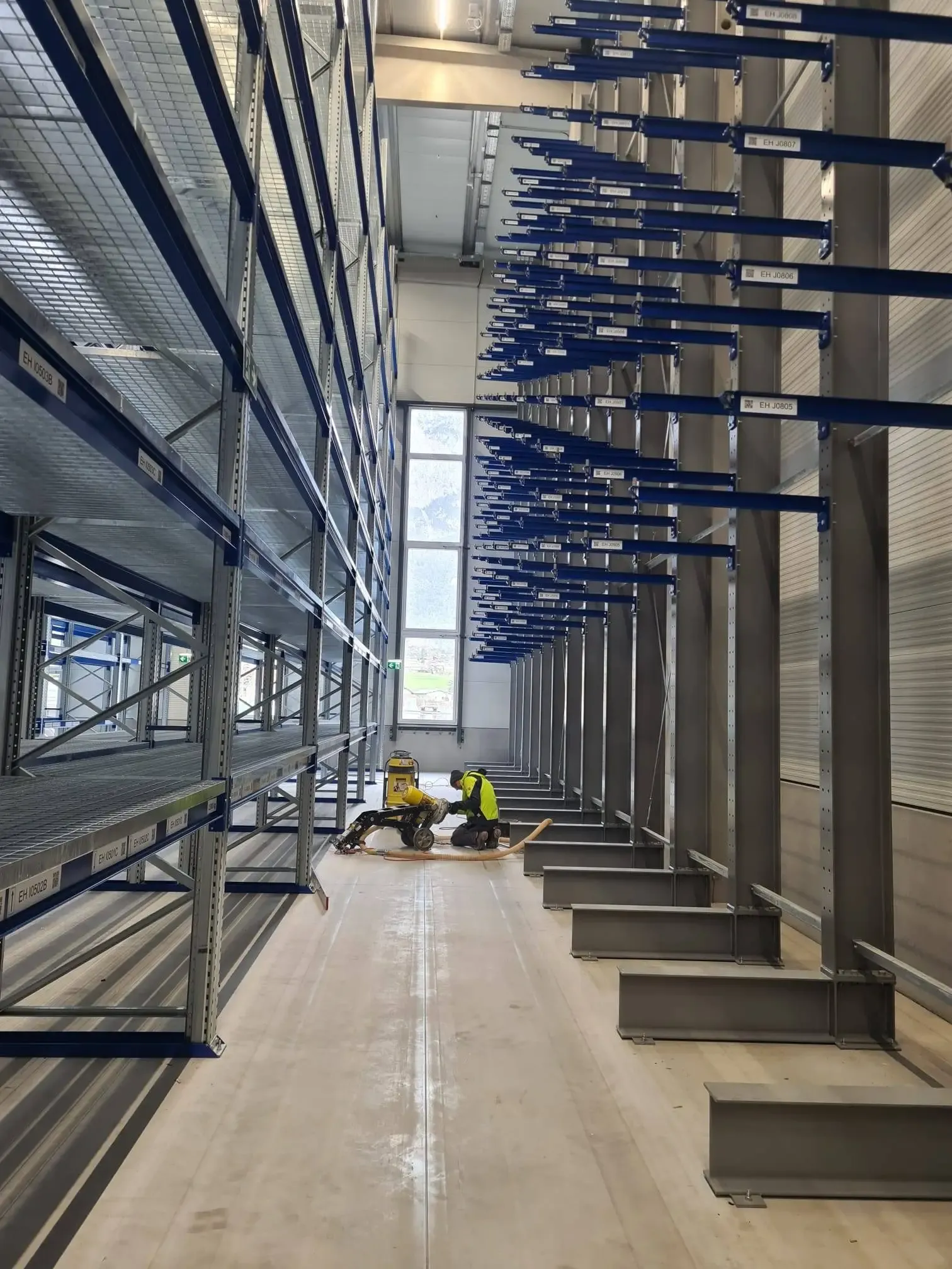 Hochregallager_entsteht_fur_Firma_PRINOTH_GmbH_16