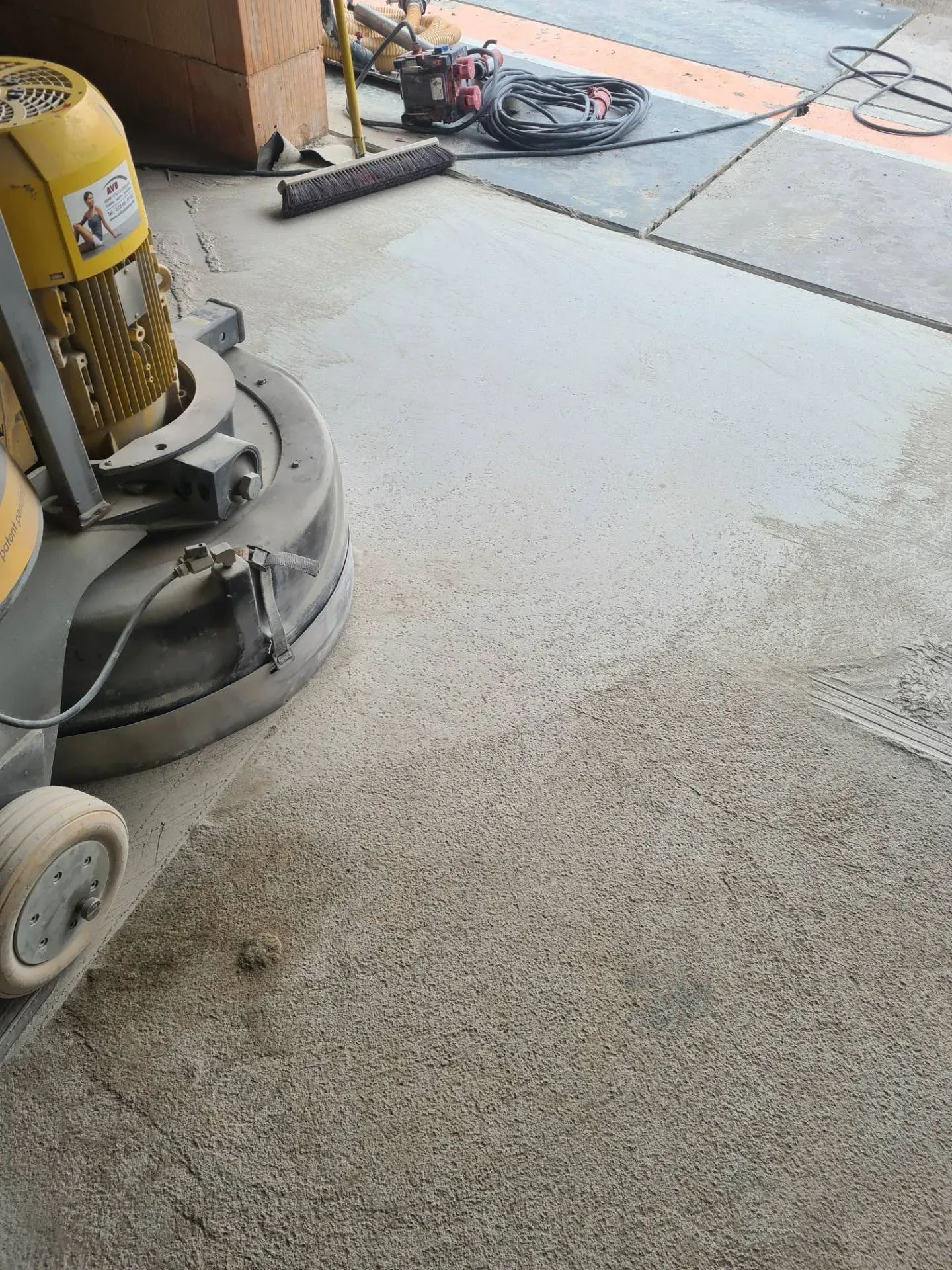 Regenflaeche_schleifen_2